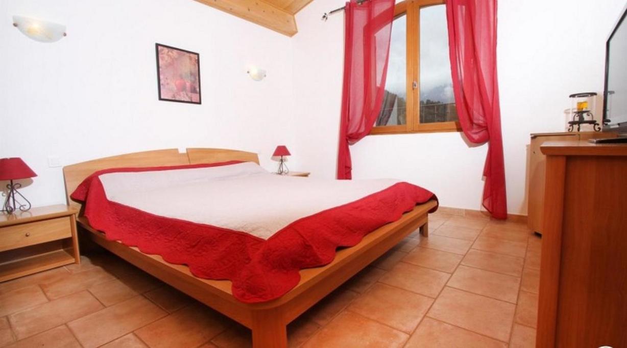 Les Chambres D'Hotes Du Mas Face Au Ventoux Plaisians ภายนอก รูปภาพ